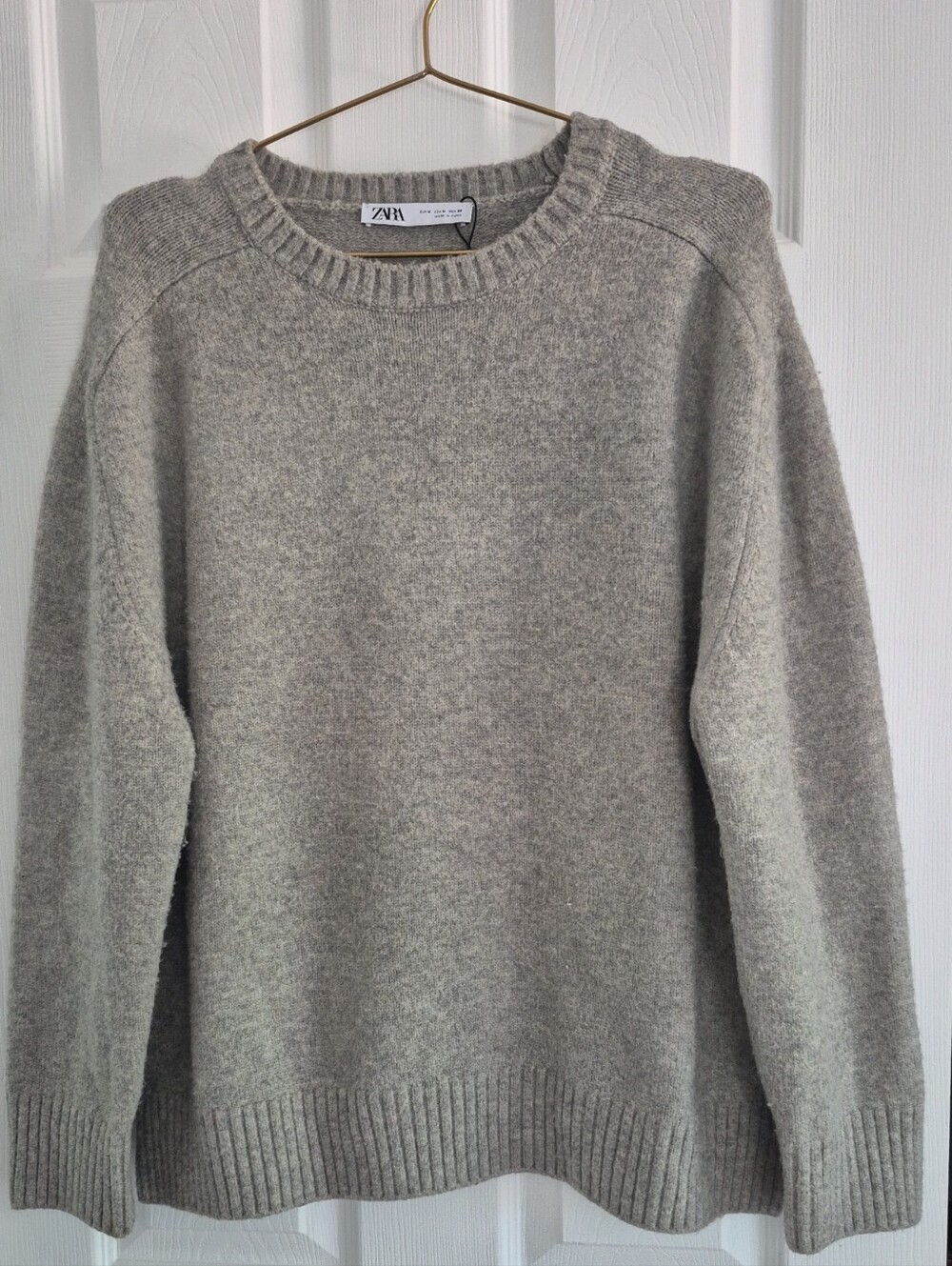 Zara Men’s Light Gray Crewneck Knit Sweater